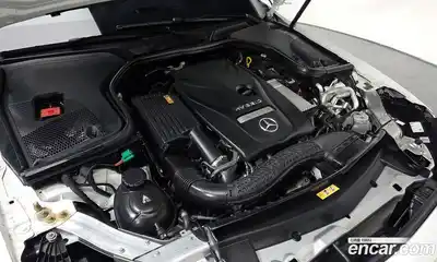 Mercedes-Benz E-Class 2022 2.0 Автомат в Москве № 206580, миниатюра 2