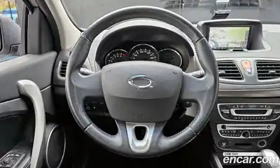 Renault SM3 2010 1.6 Автомат в Москве № 208577, миниатюра 11