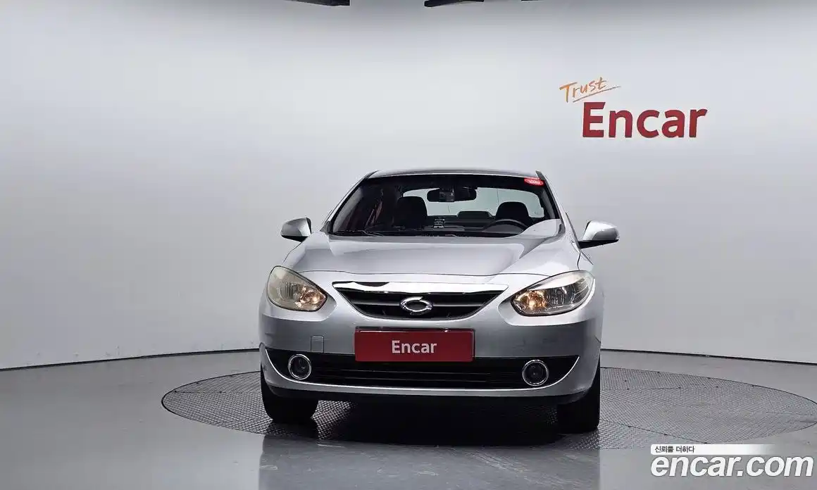 Renault SM3 2010 1.6 Автомат в Москве № 208577, фото 17