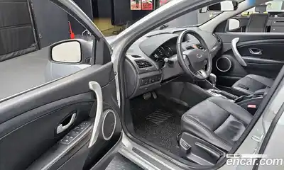 Renault SM3 2010 1.6 Автомат в Москве № 208577, миниатюра 4