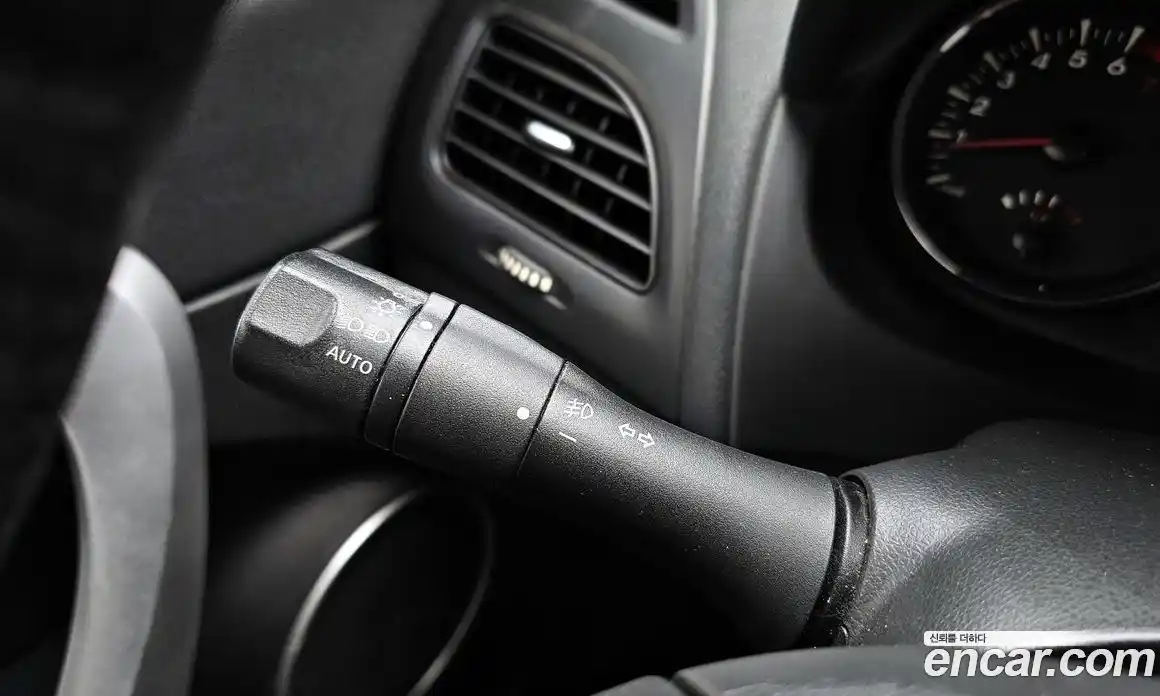 Renault SM3 2010 1.6 Автомат в Москве № 208577, фото 6