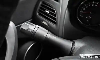 Renault SM3 2010 1.6 Автомат в Москве № 208577, миниатюра 6