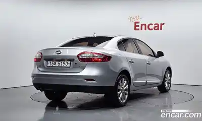 Renault SM3 2010 1.6 Автомат в Москве № 208577, миниатюра 8