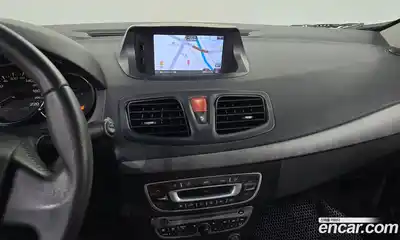 Renault SM3 2010 1.6 Автомат в Москве № 209151, миниатюра 10