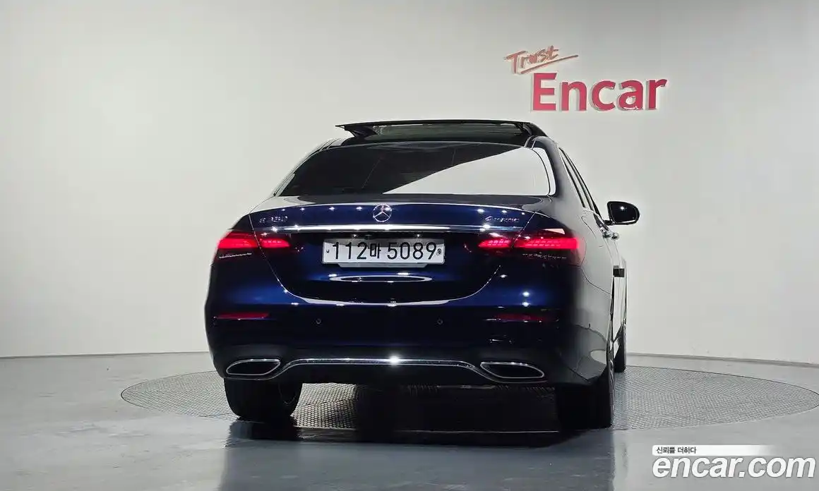 Mercedes-Benz E-Class 2021 2.0 Автомат в Москве № 212190, фото 15