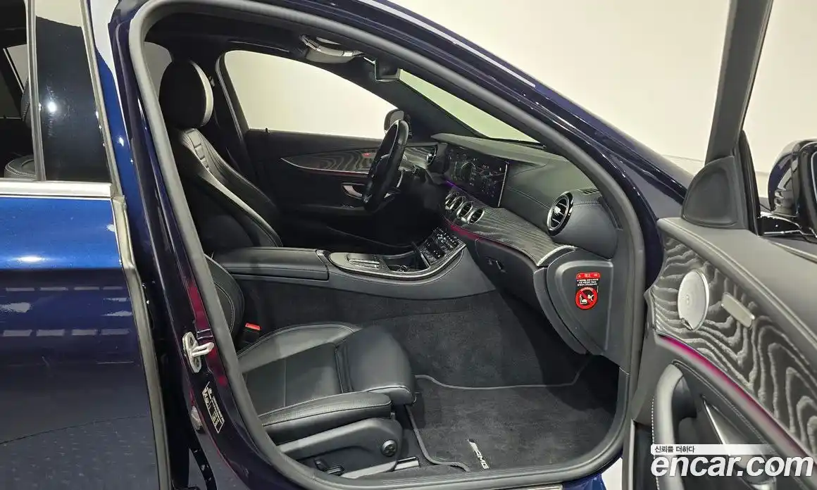 Mercedes-Benz E-Class 2021 2.0 Автомат в Москве № 212190, фото 17