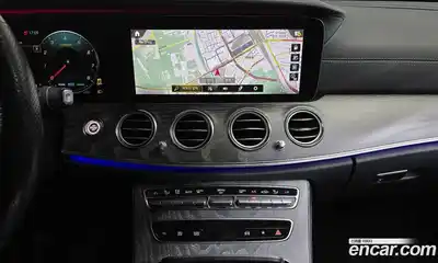 Mercedes-Benz E-Class 2021 2.0 Автомат в Москве № 212190, миниатюра 5