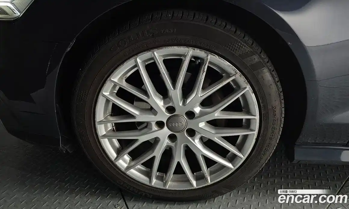 Audi A6 2018 2.0 Автомат в Москве № 212503, фото 14