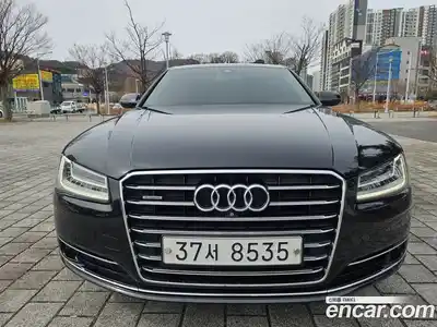 Audi A8, 2015