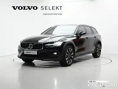 Volvo V60, 2024