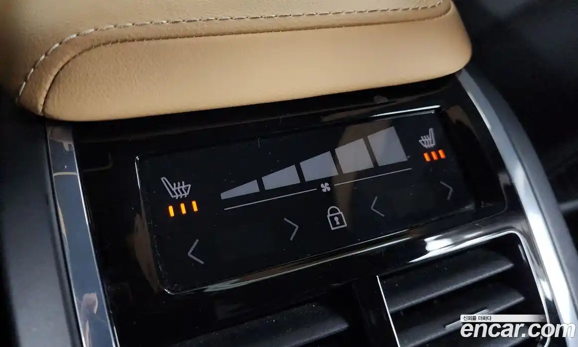 Volvo XC60 2024 2.0 Автомат в Москве № 212877, фото 20