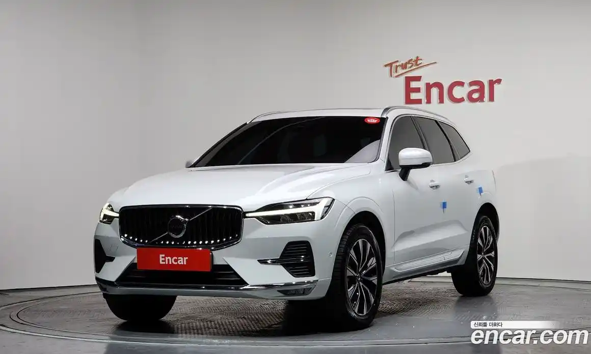 Volvo XC60 2024 2.0 Автомат в Москве № 212877, фото 4