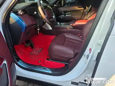 Land Rover Range-Rover 2024 4.4 Автомат в Москве № 213898, миниатюра 6