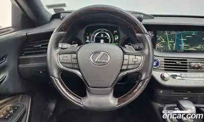Lexus LS 2018 3.5 Автомат в Москве № 214632, миниатюра 7