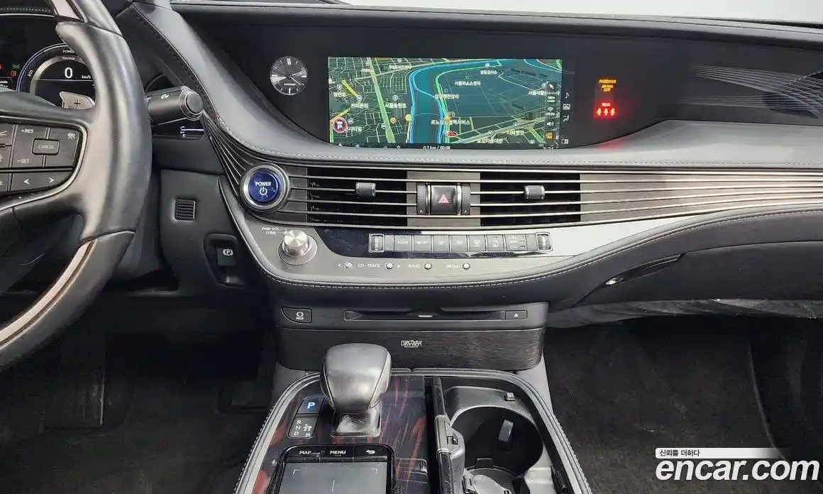 Lexus LS 2018 3.5 Автомат в Москве № 214632, фото 8