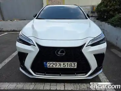 Lexus NX 2024 2.5 Автомат в Москве № 214773, миниатюра 3