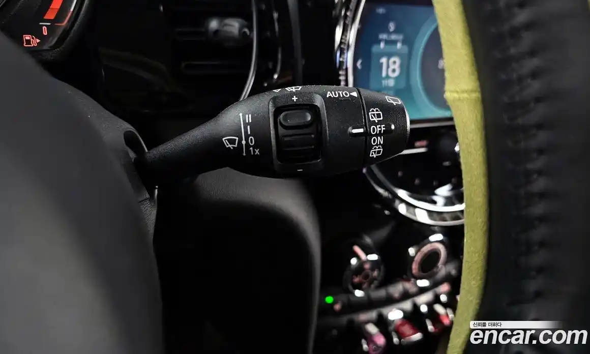 Mini Cooper 2023 1.5 Автомат в Москве № 218230, фото 15