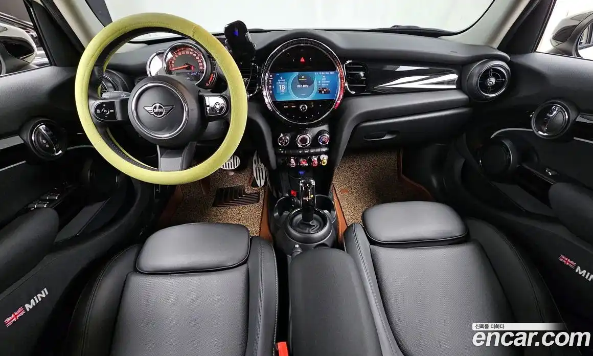 Mini Cooper 2023 1.5 Автомат в Москве № 218230, фото 7