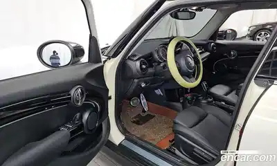 Mini Cooper 2023 1.5 Автомат в Москве № 218230, миниатюра 10