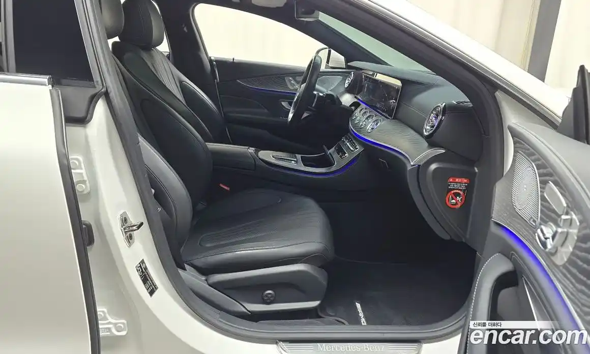 Mercedes-Benz CLS-Class 2023 3.0 Автомат в Москве № 221992, фото 12