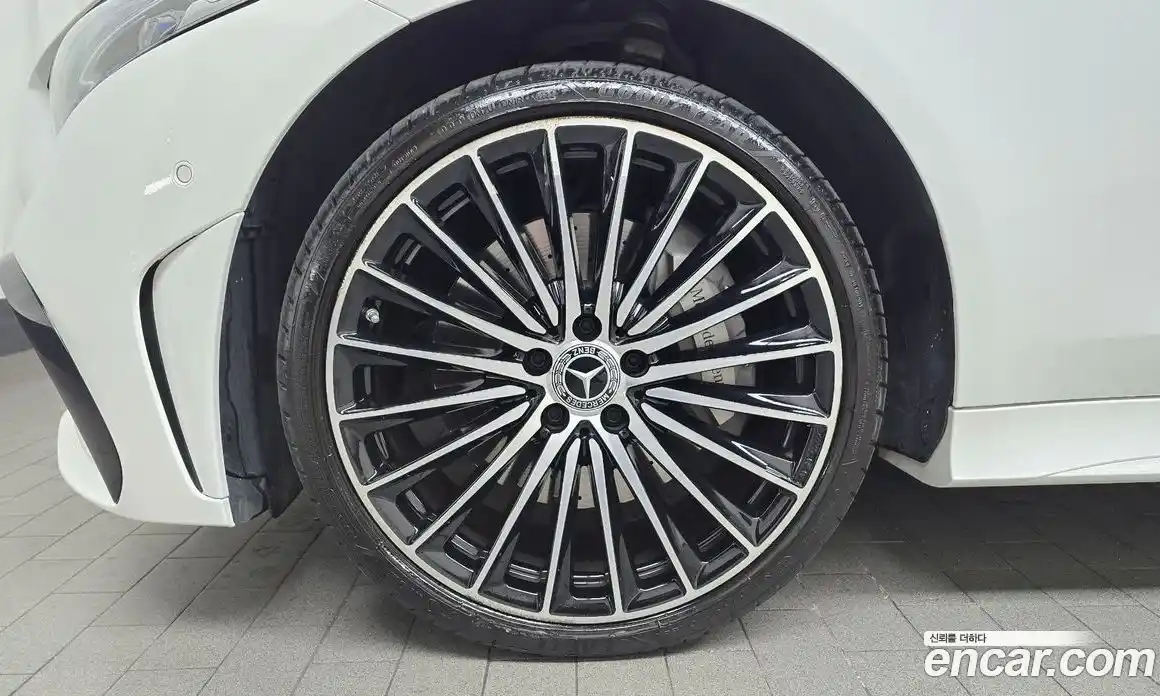 Mercedes-Benz CLS-Class 2023 3.0 Автомат в Москве № 221992, фото 19