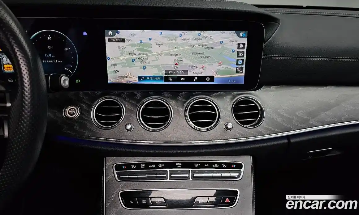 Mercedes-Benz E-Class 2023 2.0 Автомат в Москве № 223253, фото 13