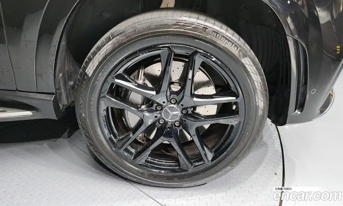 Mercedes-Benz GLE-Class 2022 3.0 Автомат в Москве № 224506, фото 3