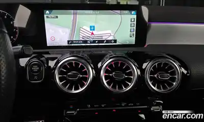 Mercedes-Benz CLA-Class 2022 2.0 Автомат в Москве № 224507, миниатюра 2