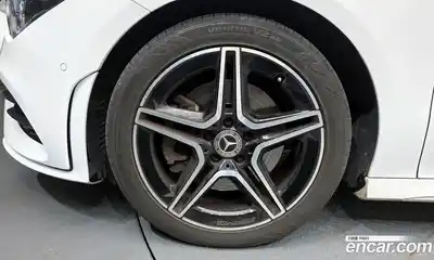 Mercedes-Benz CLA-Class 2022 2.0 Автомат в Москве № 224507, миниатюра 4