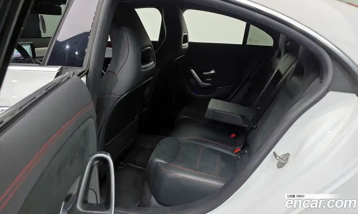 Mercedes-Benz CLA-Class 2022 2.0 Автомат в Москве № 224507, фото 6