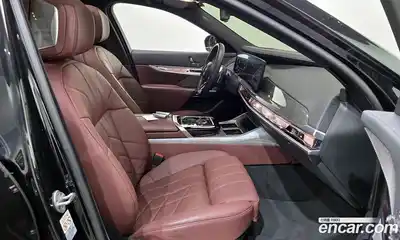 BMW 7-Series 2024 3.0 Автомат в Москве № 228467, миниатюра 12