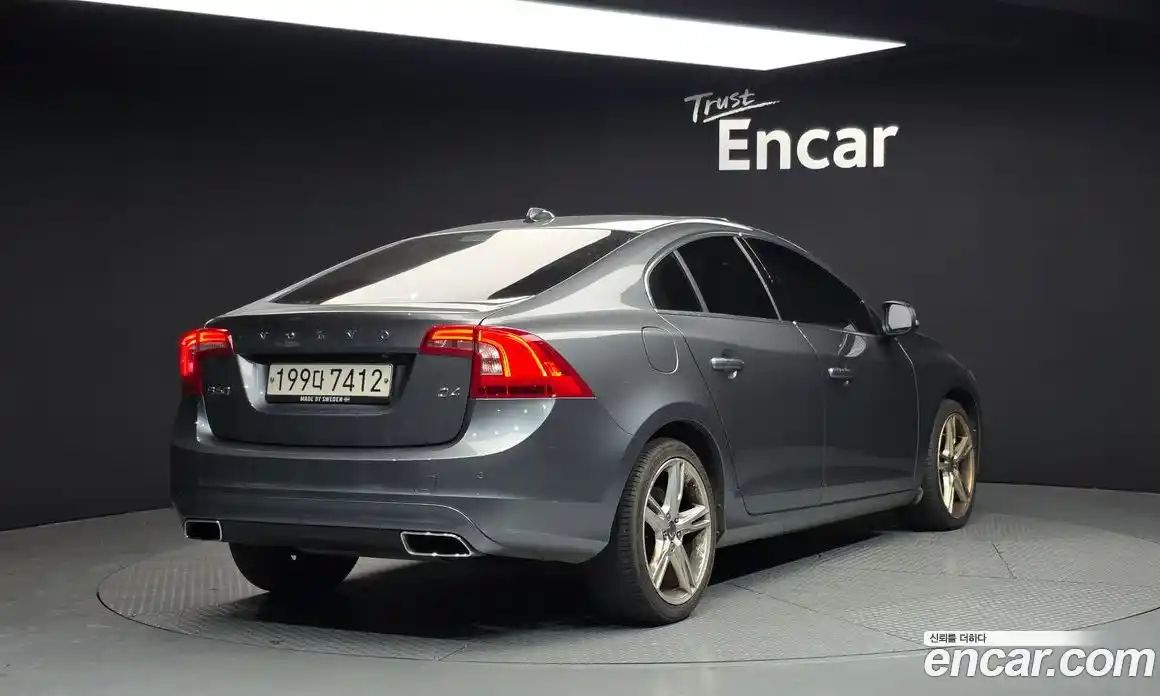 Volvo S60 2018 2.0 Автомат в Москве № 230628, фото 15