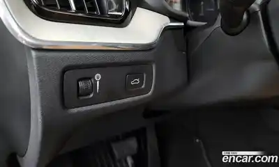 Volvo XC60 2018 2.0 Автомат в Москве № 230660, миниатюра 9