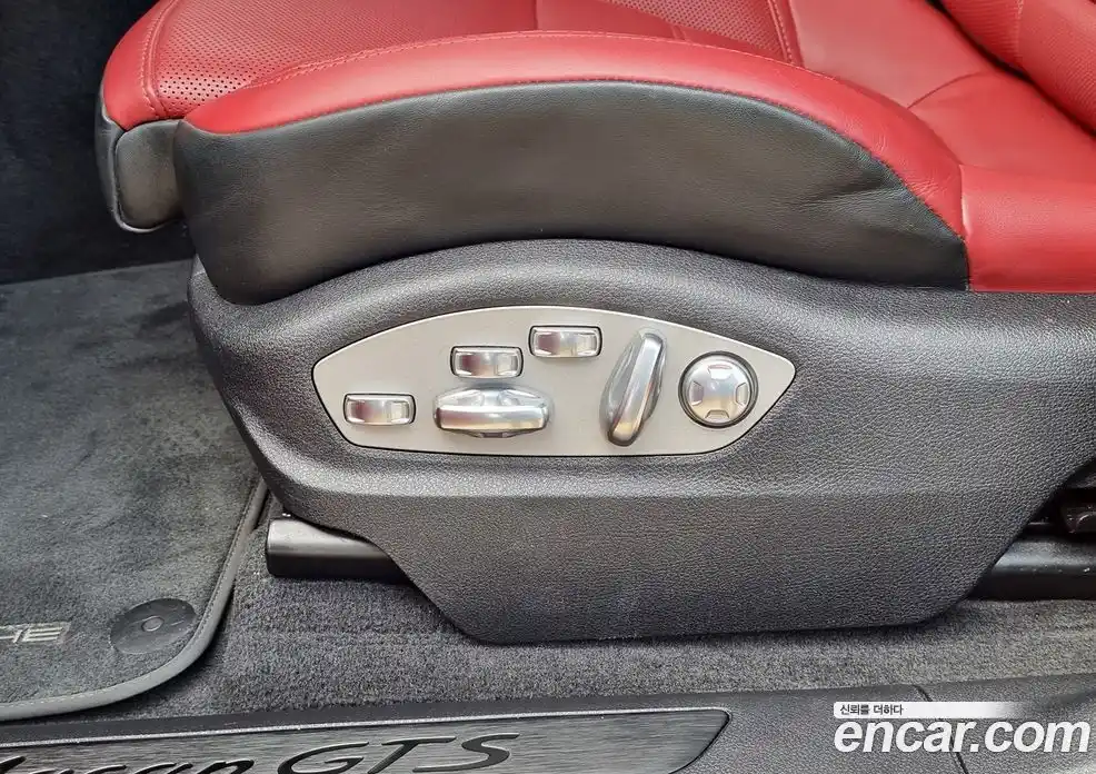 Porsche Macan 2023 2.9 Автомат в Москве № 231040, фото 19