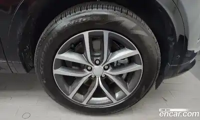 Land Rover Discovery Sport 2024 2.0 Автомат в Москве № 231128, миниатюра 12