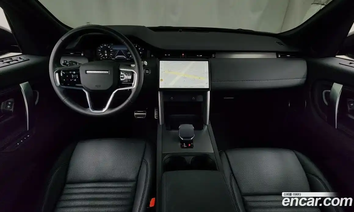 Land Rover Discovery Sport 2024 2.0 Автомат в Москве № 231128, фото 14