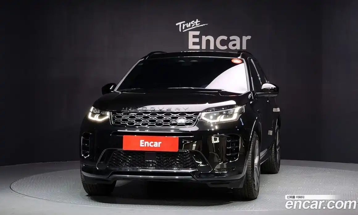 Land Rover Discovery Sport 2024 2.0 Автомат в Москве № 231128, фото 8