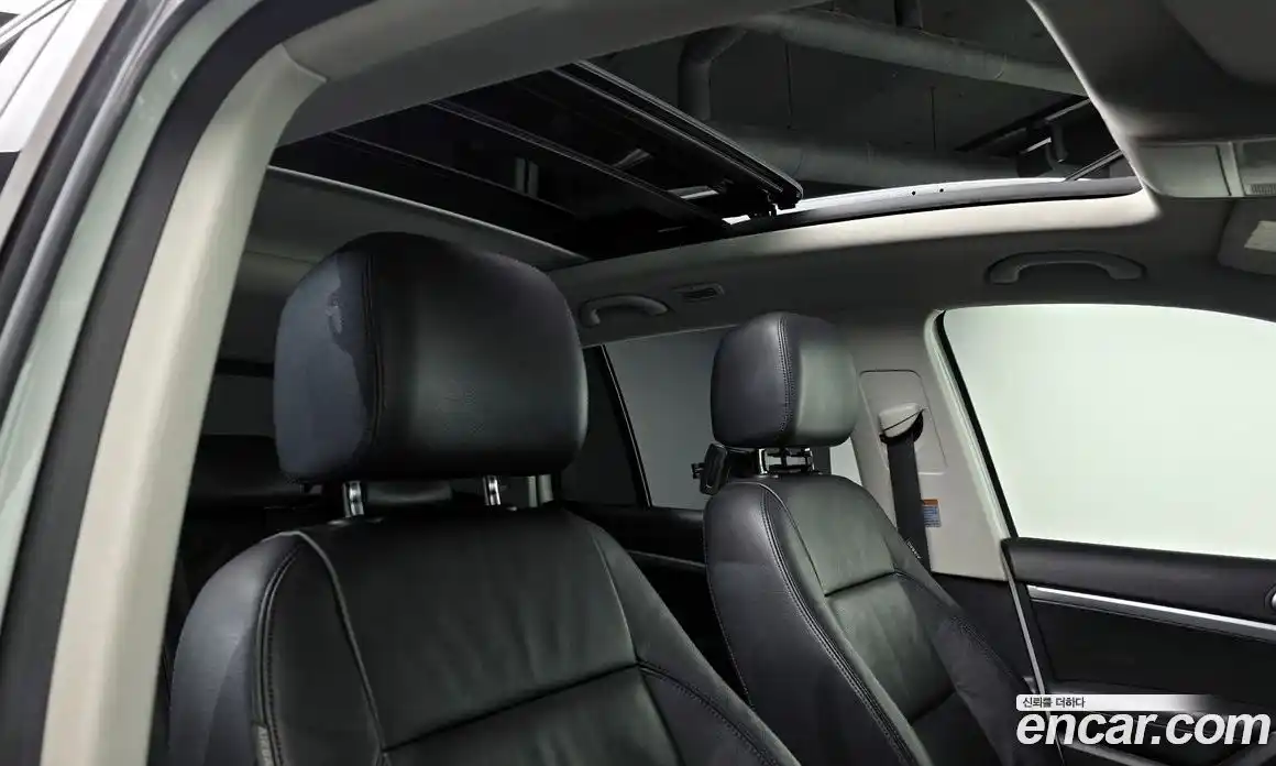 Volkswagen Tiguan 2015 2.0 Автомат в Москве № 232212, фото 4