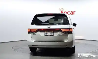 Honda Odyssey 2016 3.5 Автомат в Москве № 232858, миниатюра 4