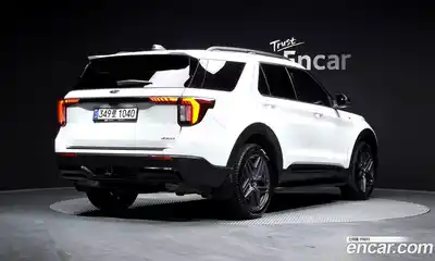 Ford Explorer 2025 2.3 Автомат в Москве № 233198, миниатюра 2