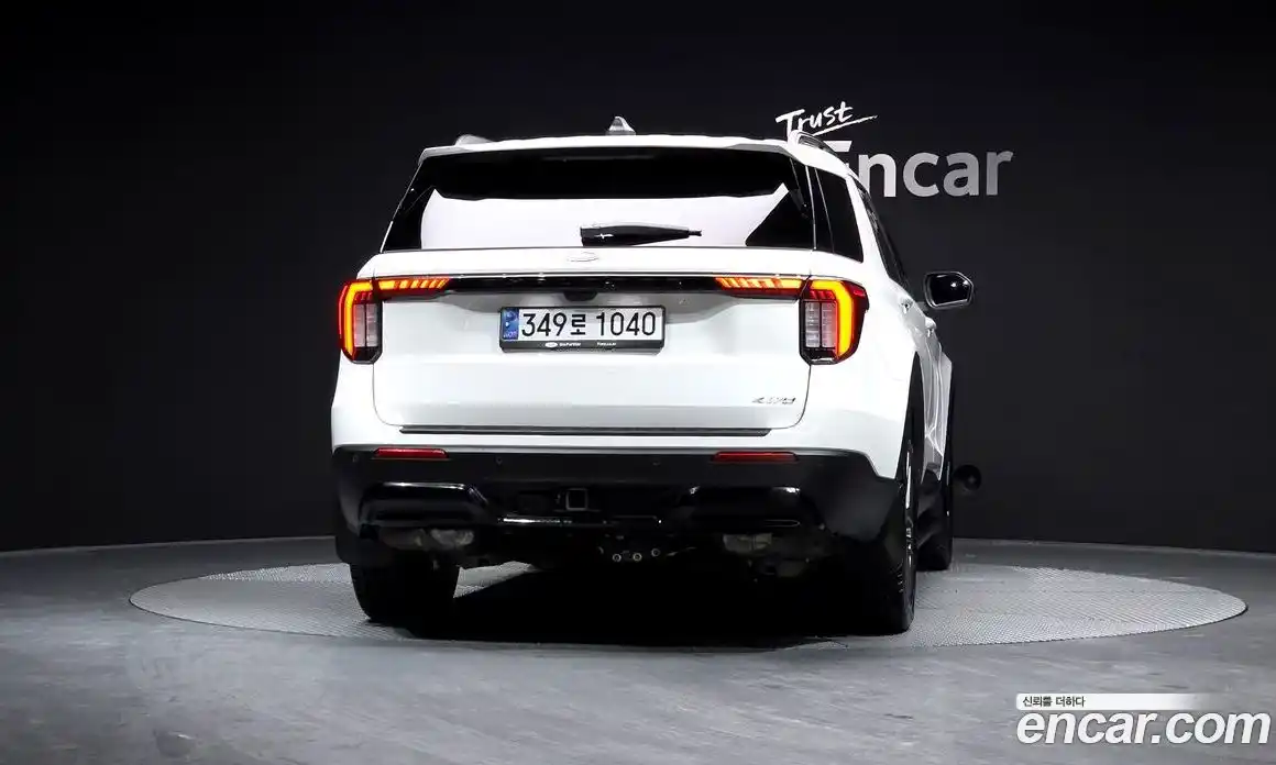 Ford Explorer 2025 2.3 Автомат в Москве № 233198, фото 4