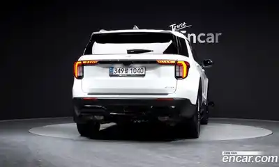 Ford Explorer 2025 2.3 Автомат в Москве № 233198, миниатюра 4