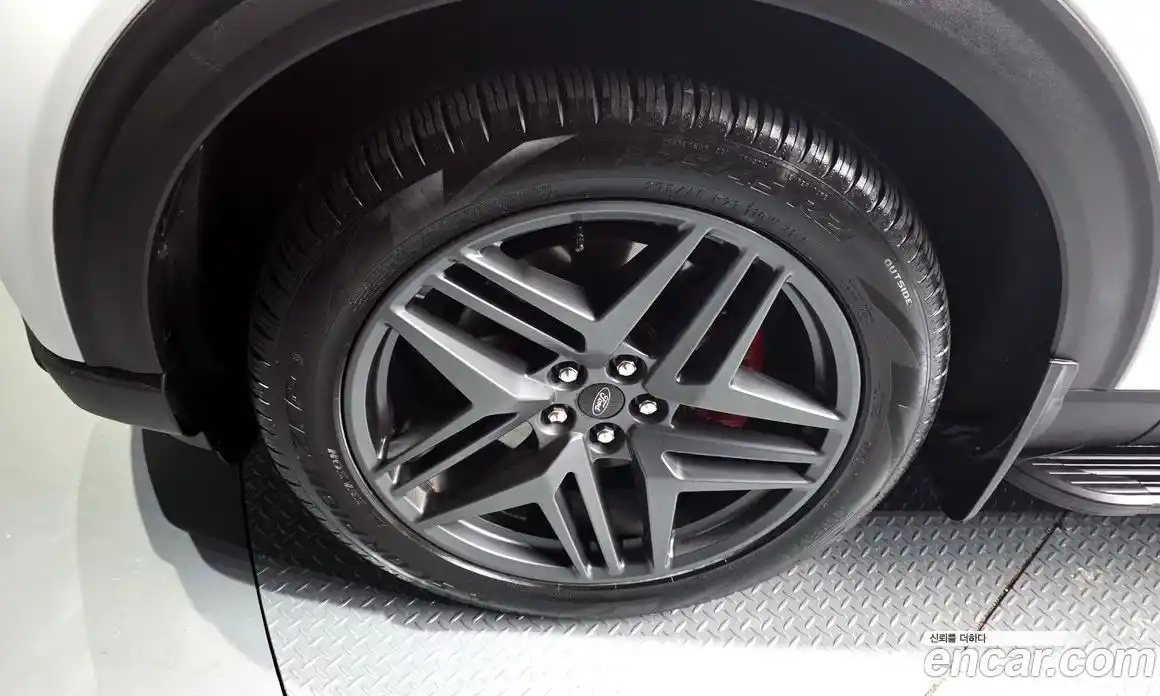 Ford Explorer 2025 2.3 Автомат в Москве № 233198, фото 5