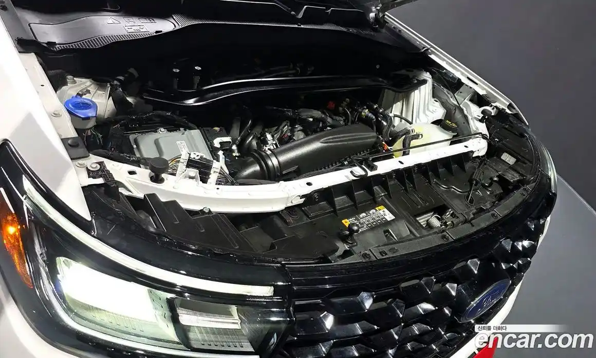 Ford Explorer 2025 2.3 Автомат в Москве № 233198, фото 6