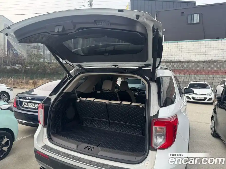 Ford Explorer 2022 3.0 Автомат в Москве № 235712, фото 13