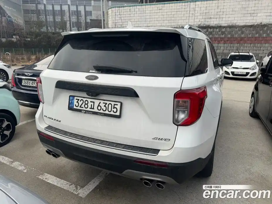 Ford Explorer 2022 3.0 Автомат в Москве № 235712, фото 3