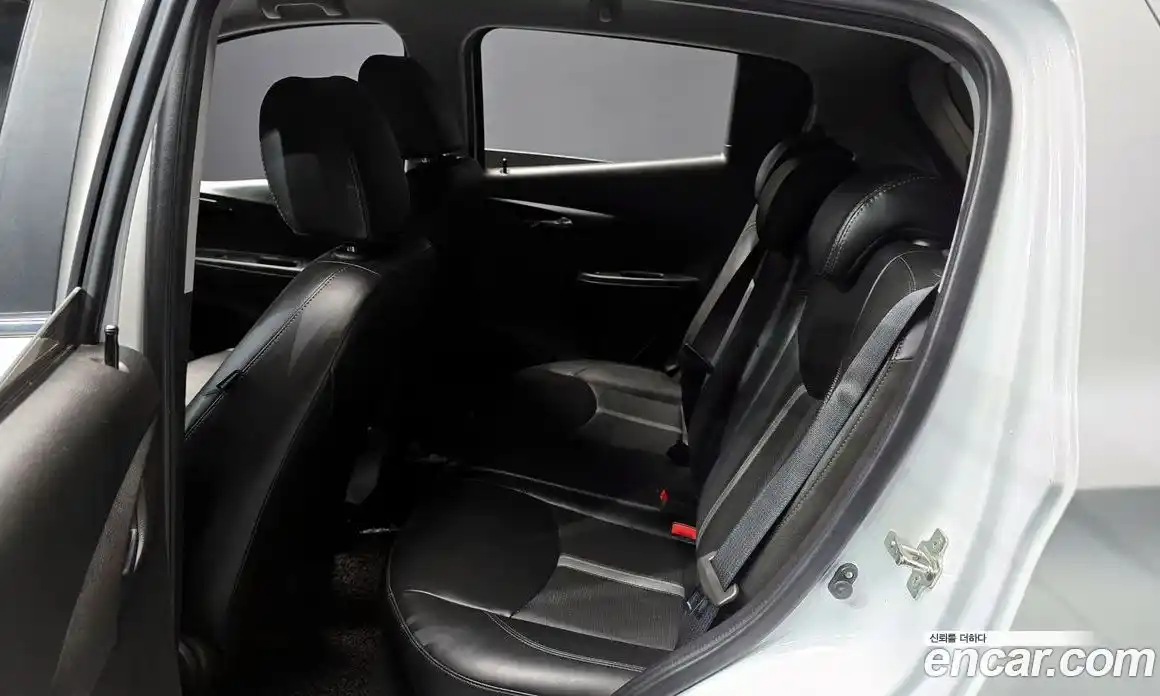 Chevrolet Spark 2019 1.0 Автомат в Москве № 239242, фото 13