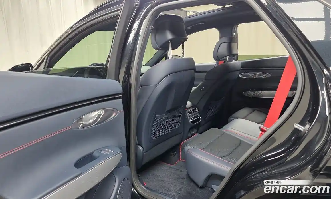 Genesis GV70 2023 2.2 Автомат в Москве № 23931, фото 17