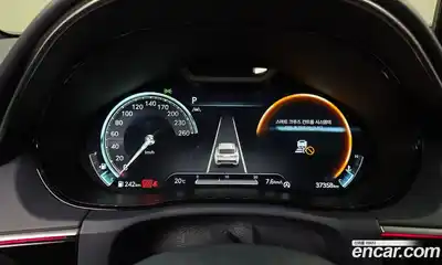 Genesis GV70 2023 2.2 Автомат в Москве № 23931, миниатюра 8