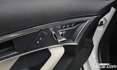Jaguar F-Type 2022 2.0 Автомат в Москве № 256053, миниатюра 11
